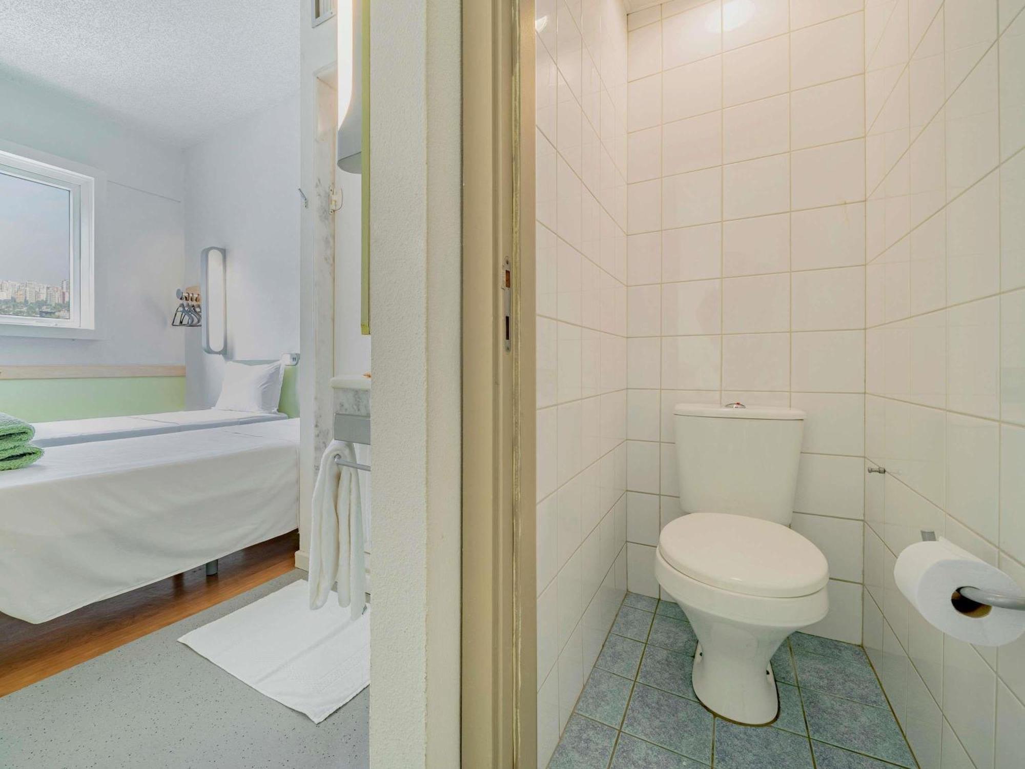 Standard Twin Room,1731501493:JPEG