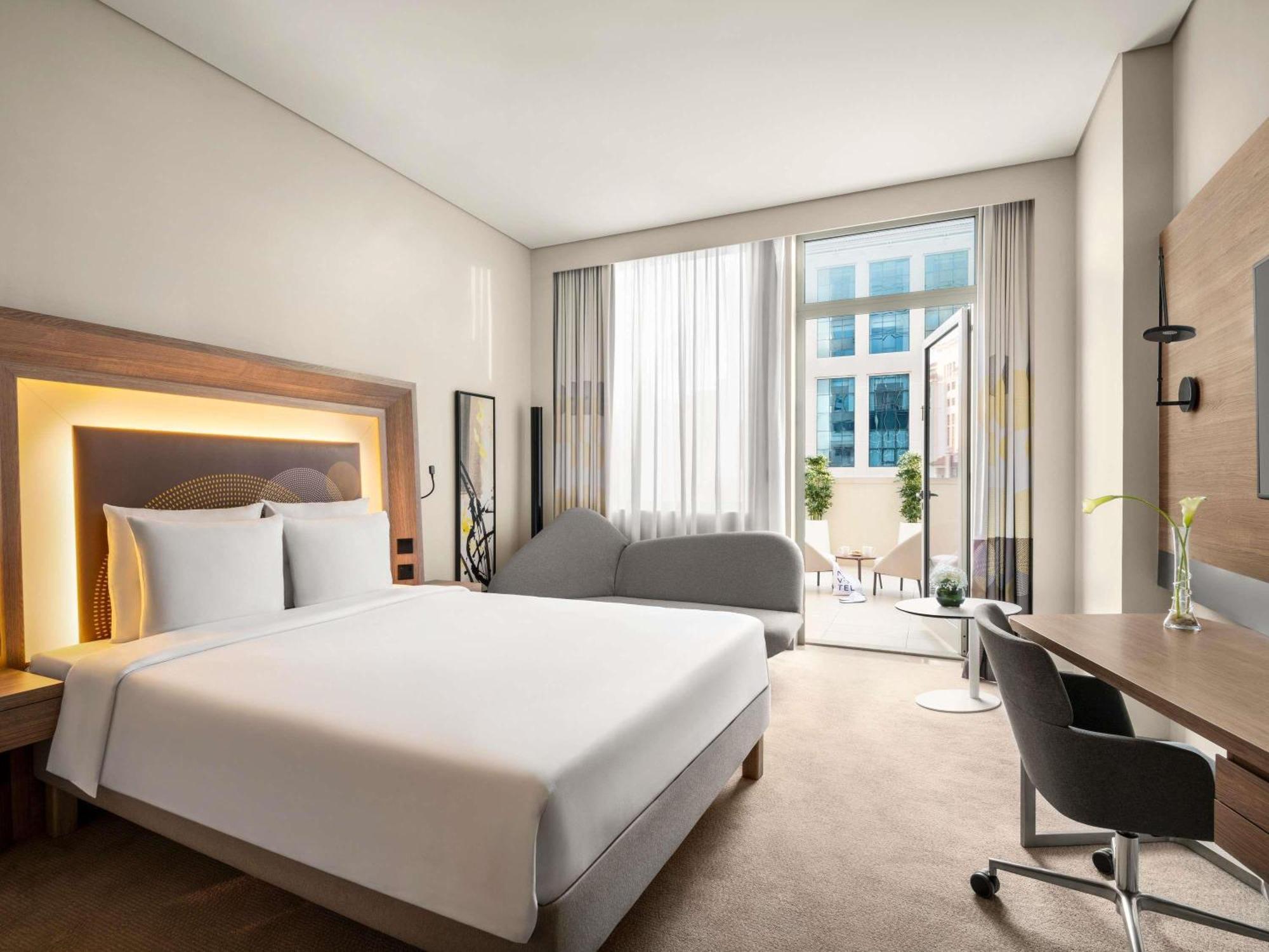 Deluxe Kamer met 1 Tweepersoonsbed, 1 Slaapbank en Balkon