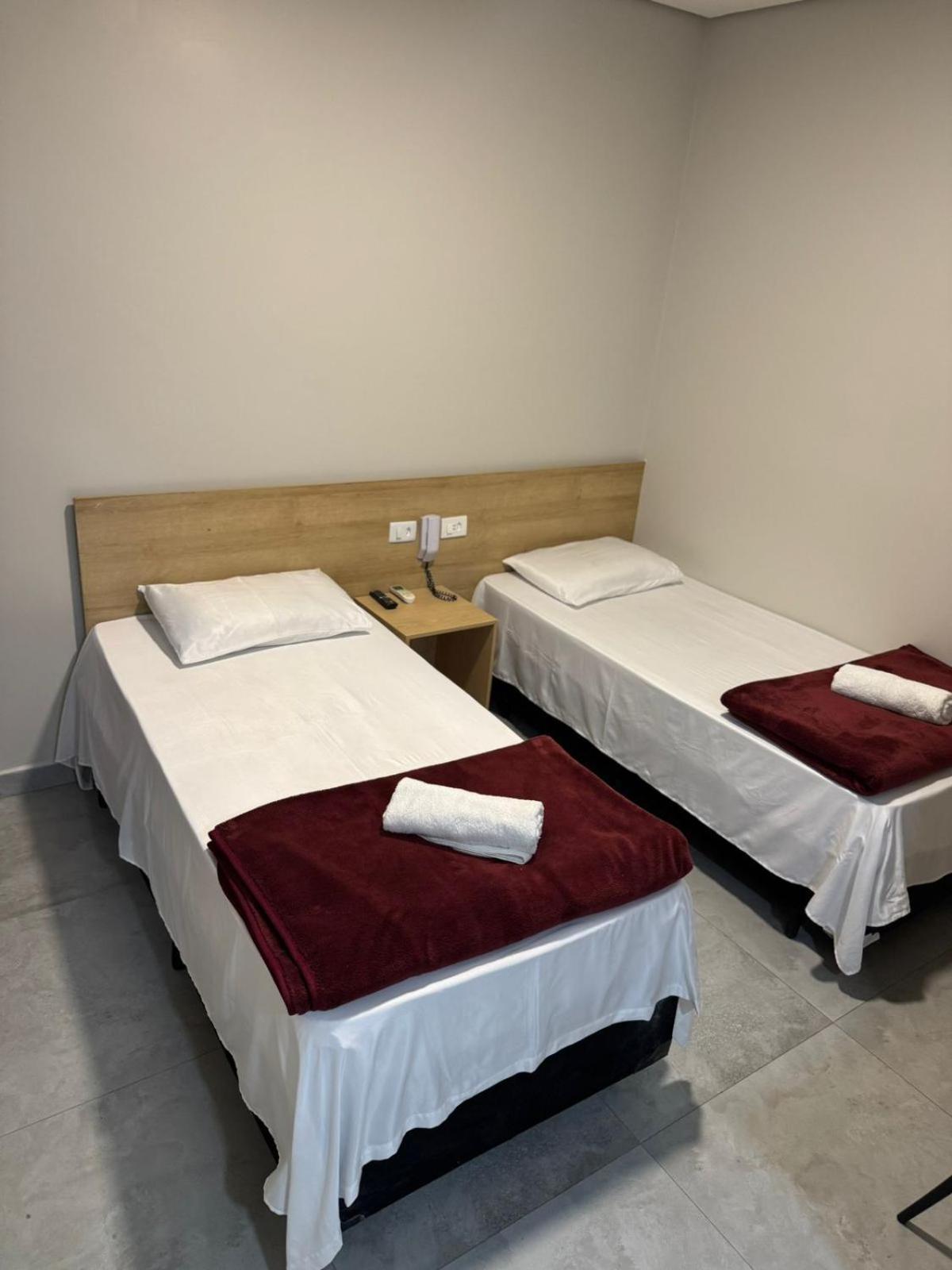 Quarto Duplo