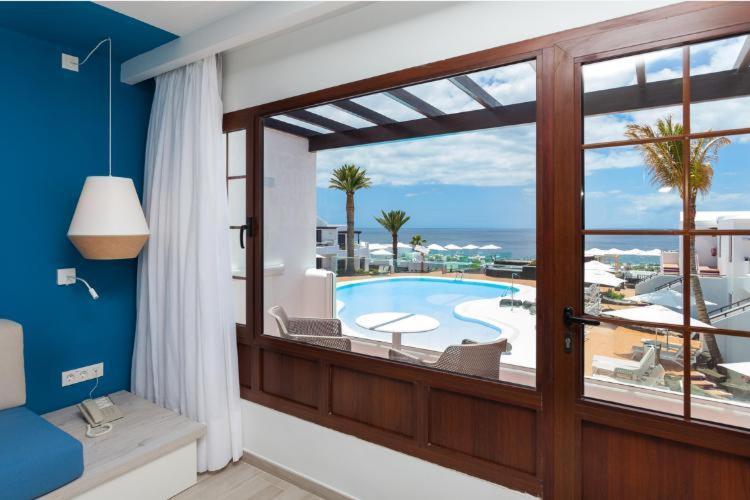 Apartamento de 1 dormitorio con vistas al mar (3 adultos)