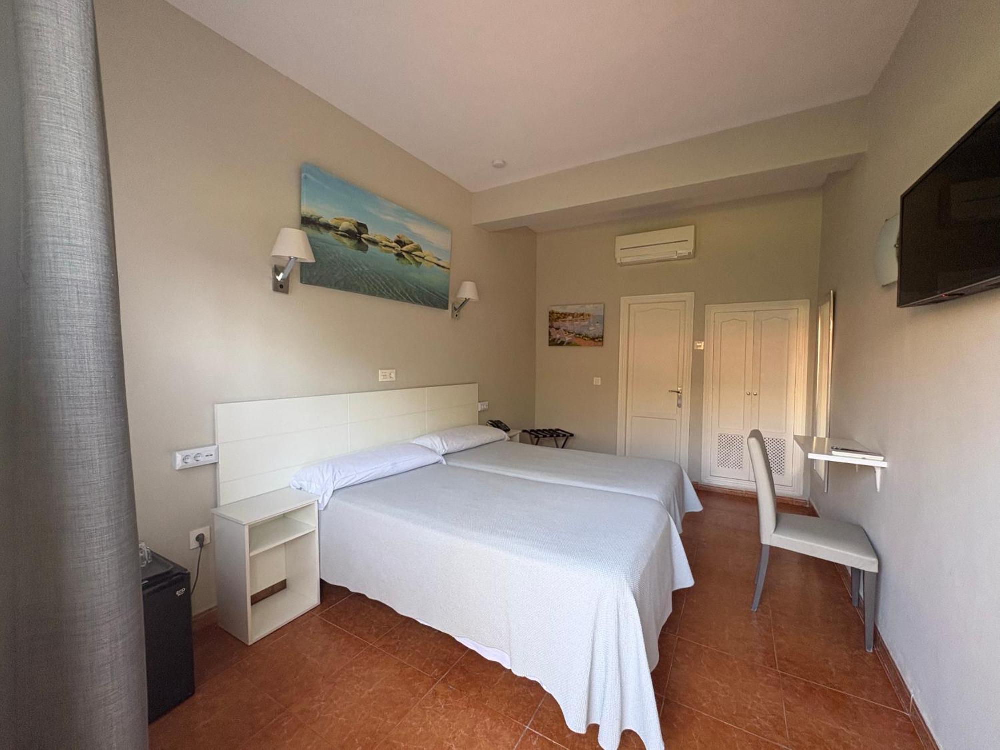 Twin Room- Ground floor with Terrace