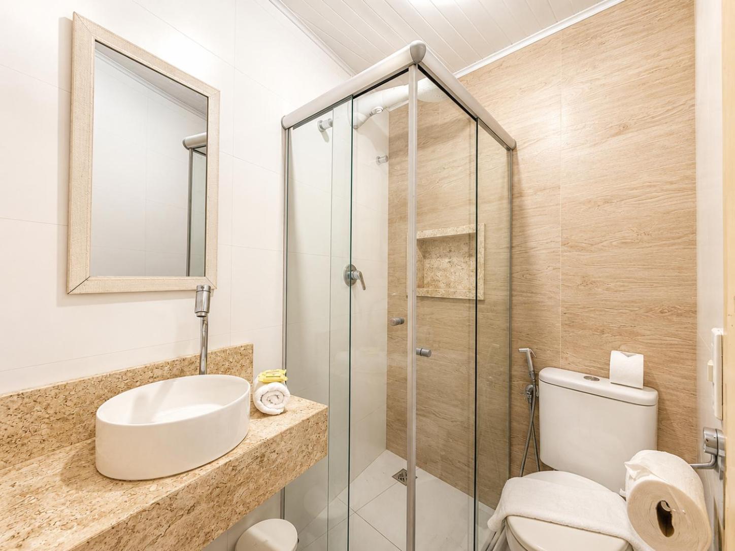 Quarto Twin com Varanda
