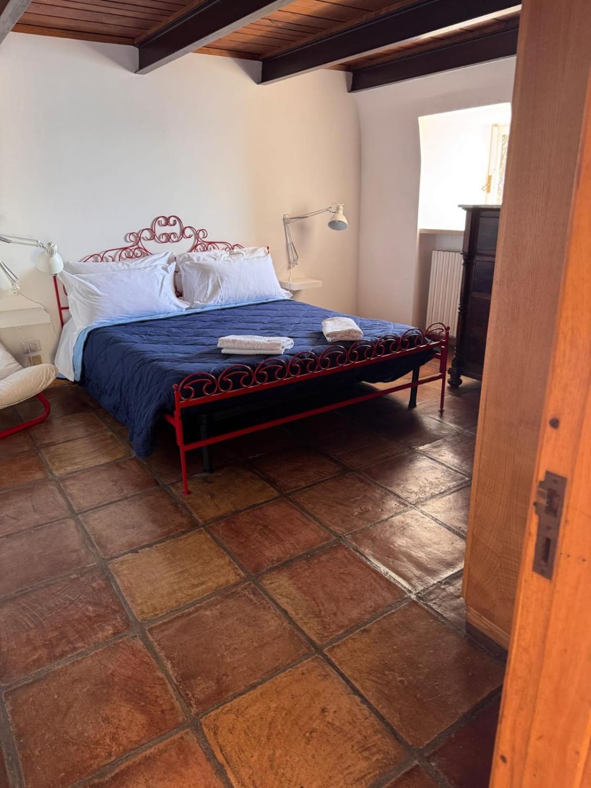 Appartamento con 2 Camere da Letto