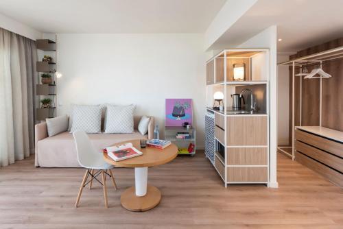The Loft met Uitzicht op Zwembad