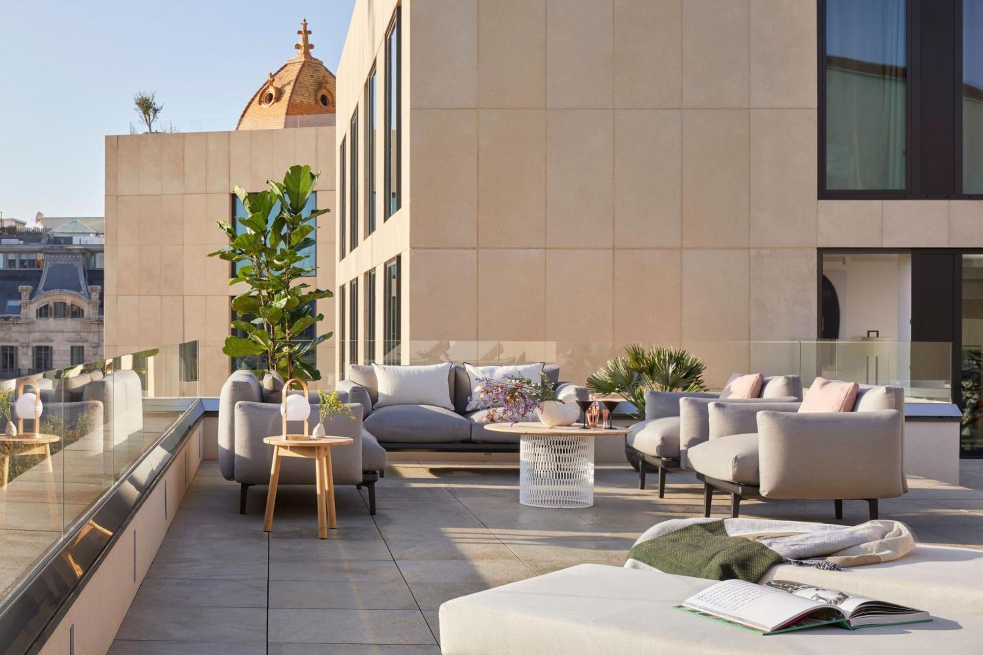 Suite Estúdio ME com Terraço com Banheira de Hidromassagem e Vista Cidade