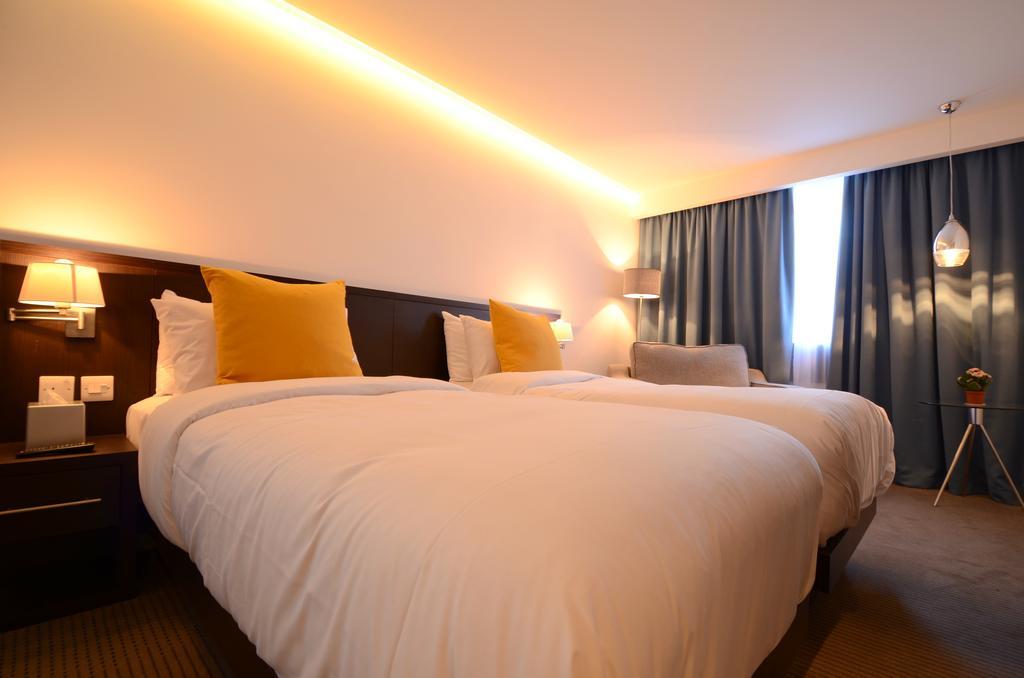 Large Double or Twin Room,222972440:JPEG