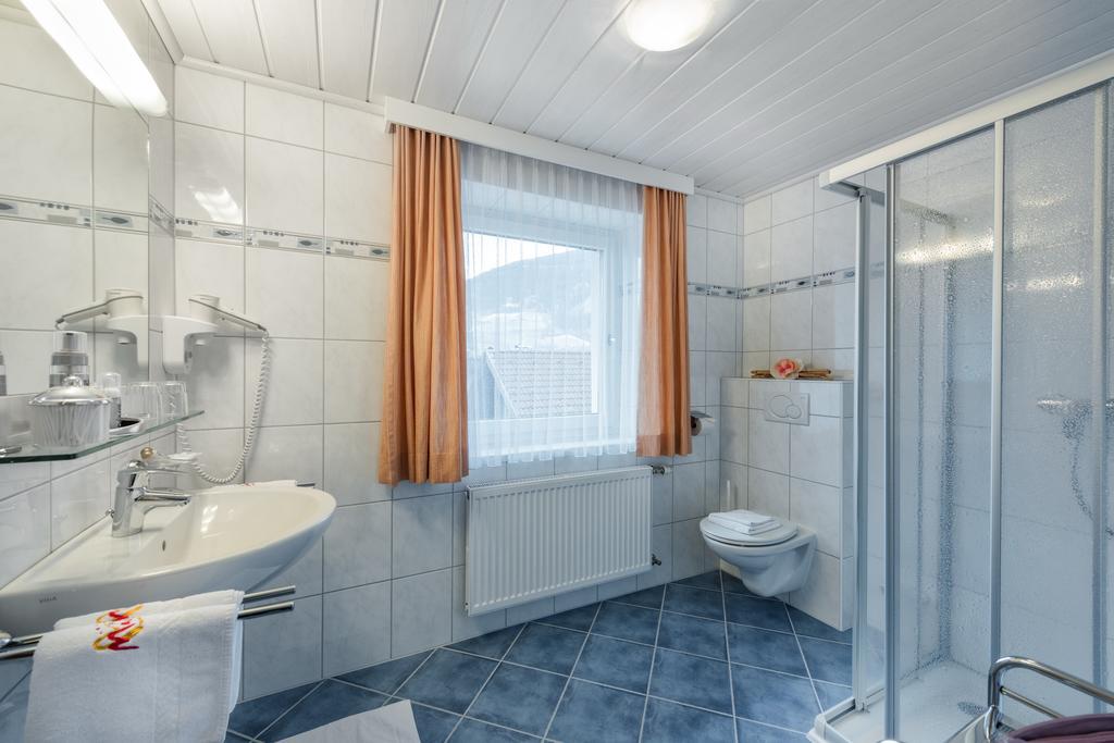 One-Bedroom Apartment,1176657238:JPEG