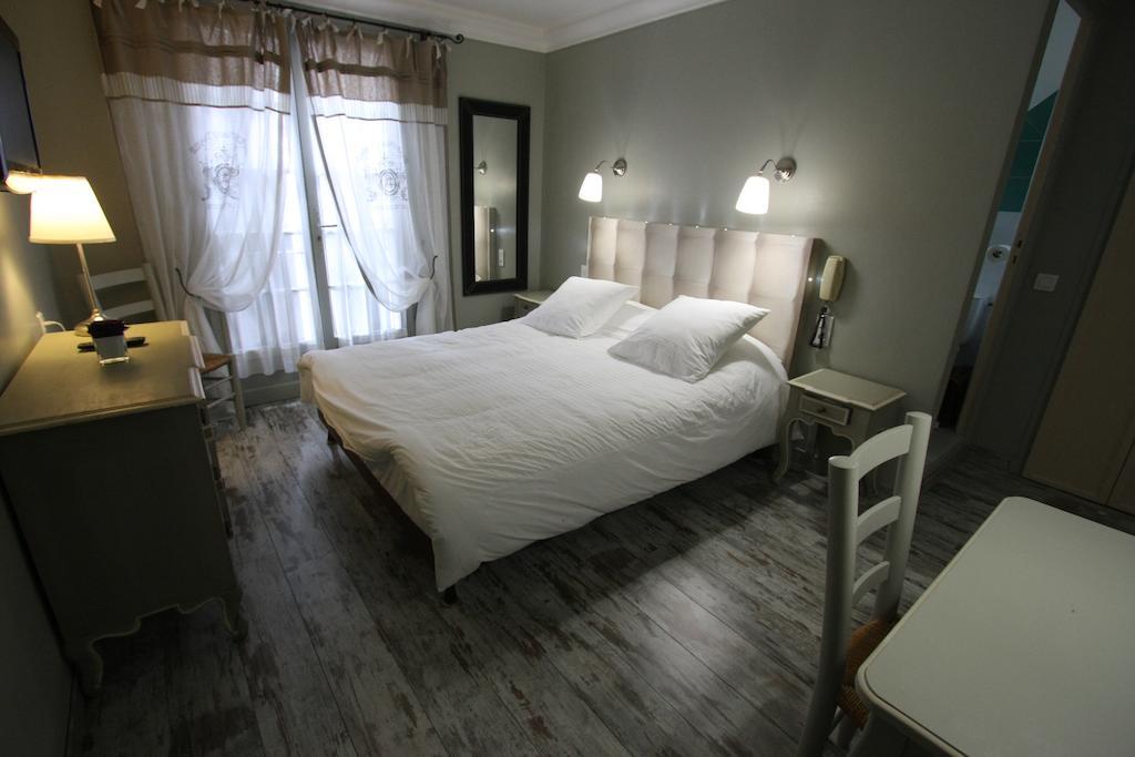 Deluxe Double Room with private terrace