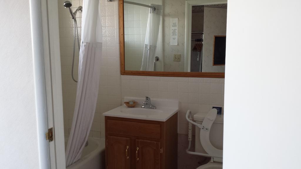 Chambre Standard avec 2 Lits Queen-Size - Non-Fumeurs