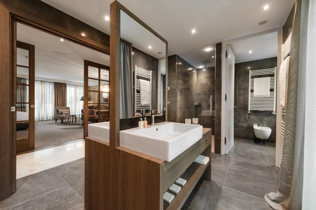Suite Lit Queen-Size
