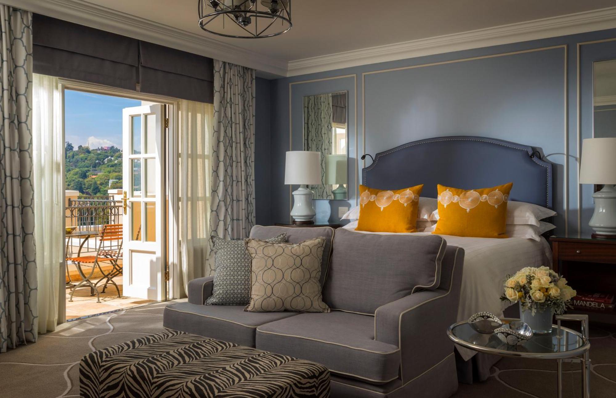 Panoramic View One Bedroom Suite