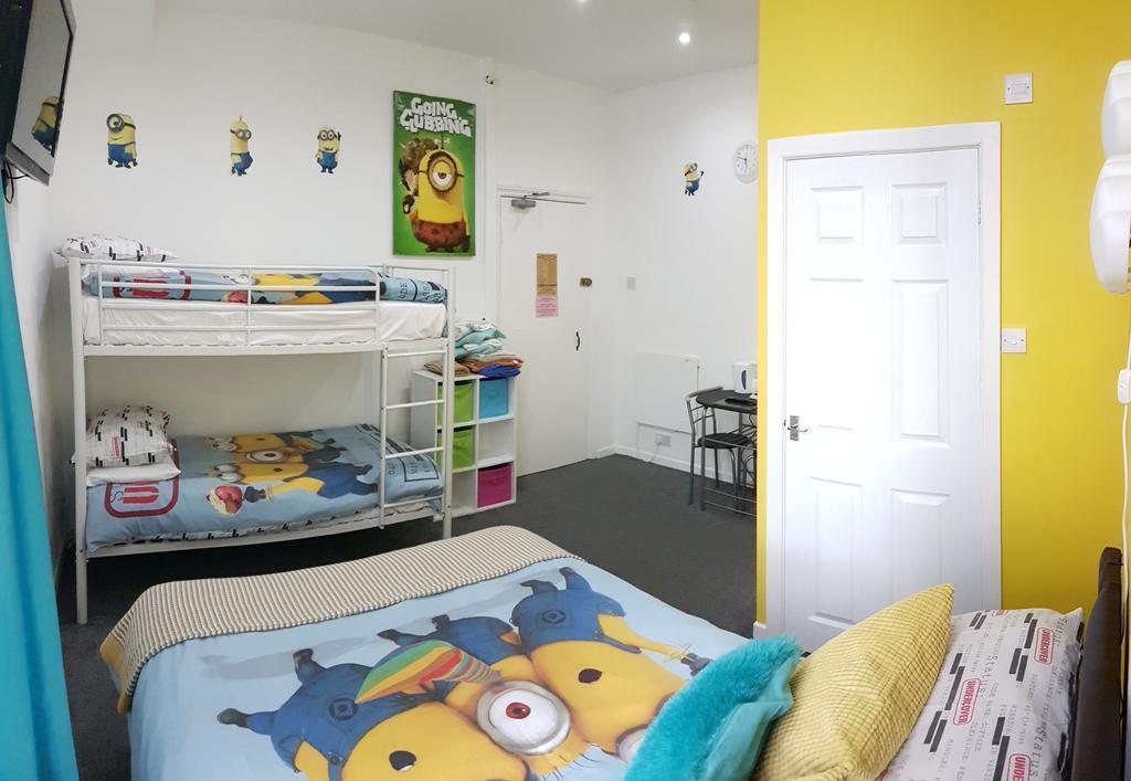 Chambre Familiale Spacieuse