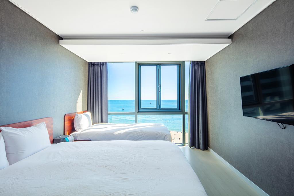 Standard Twin Room Sea View,886203586:JPEG