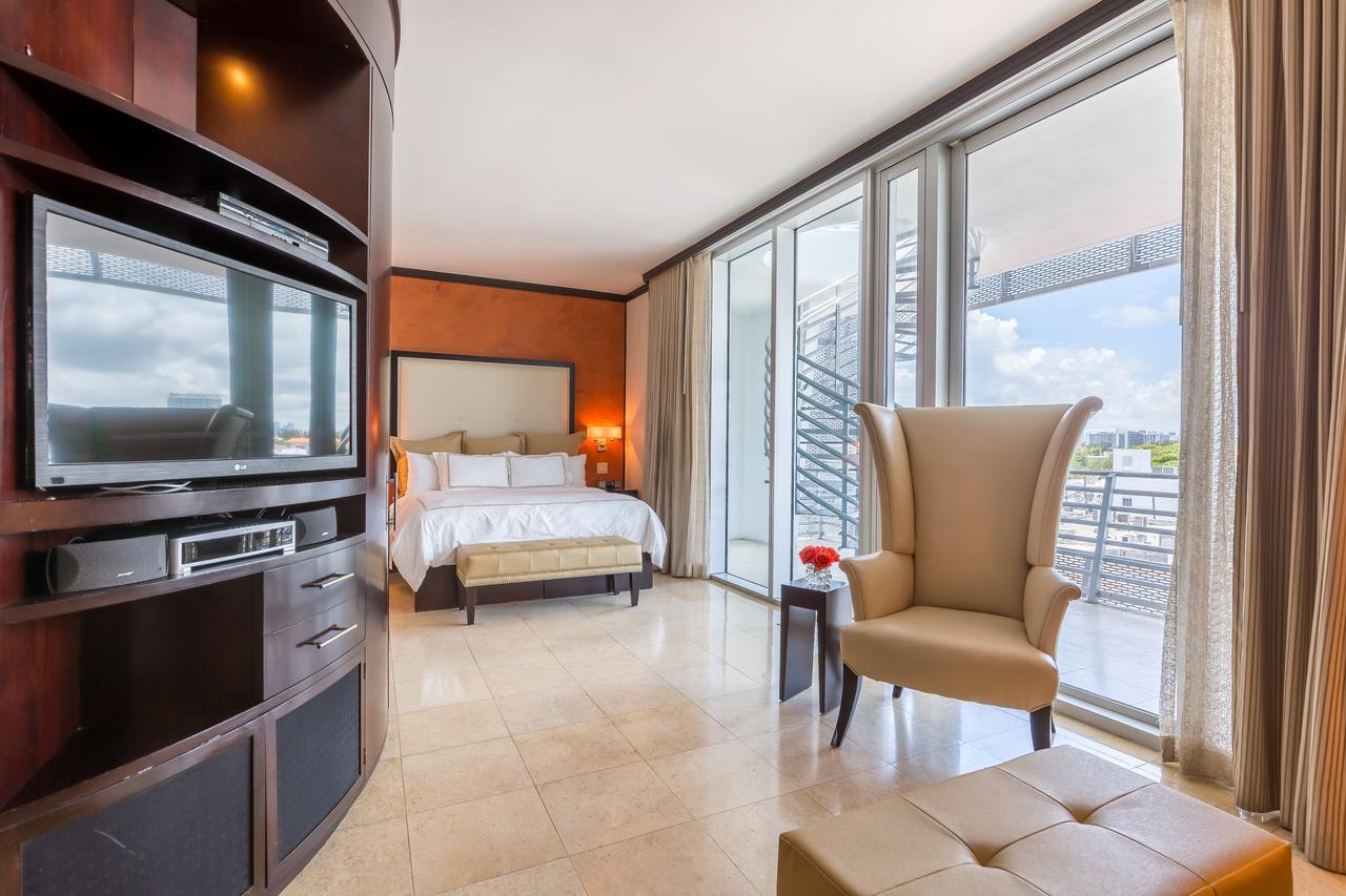 Penthouse City View