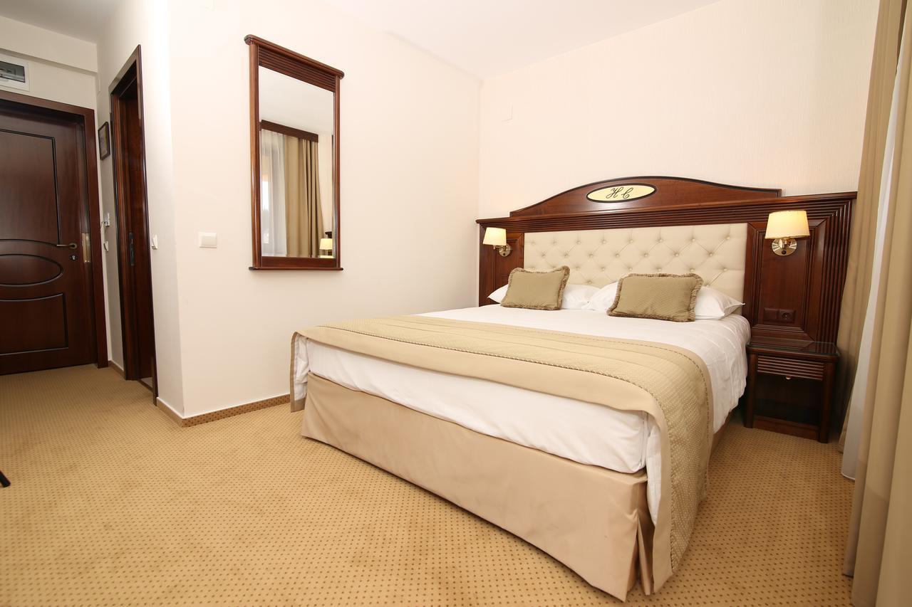 Double Room with Balcony 4****