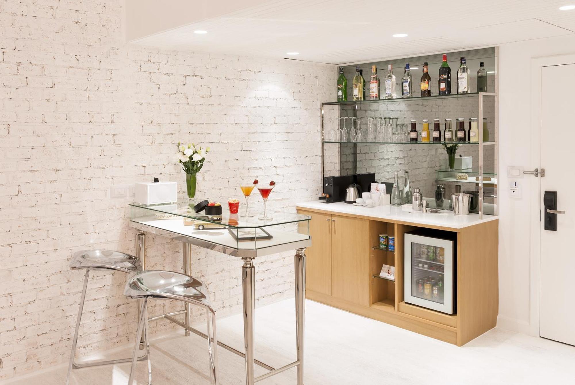 G Suite mit Zugang zur Lounge und Doppelbett