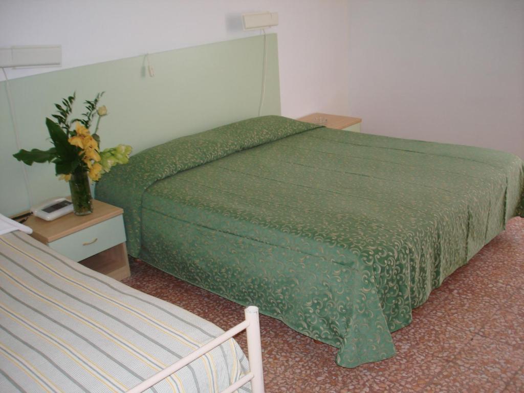 Dreibettzimmer