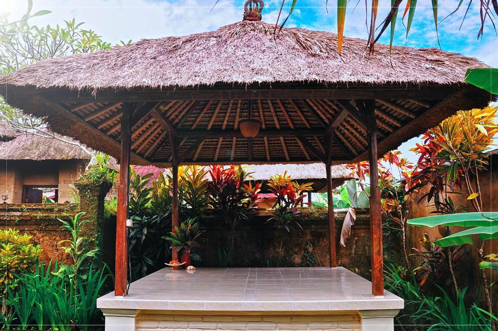 Quarto Twin com Vista Jardim