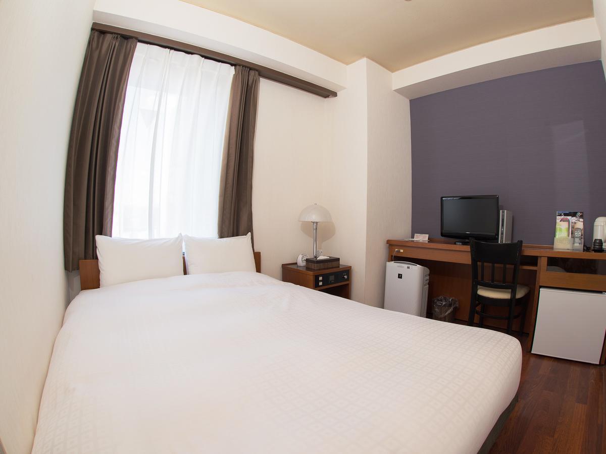 Chambre Double avec Petit Lit Double - Fumeurs