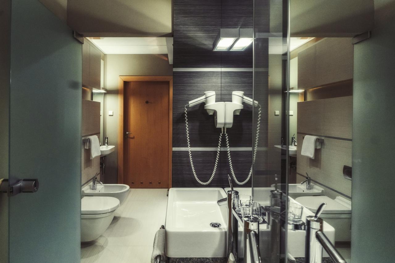 Apartment,728480380:JPEG