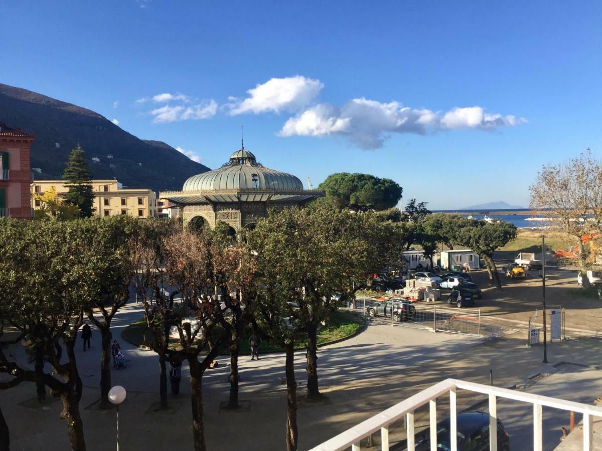 Chambre Lit Queen-Size - Vue sur Mer
