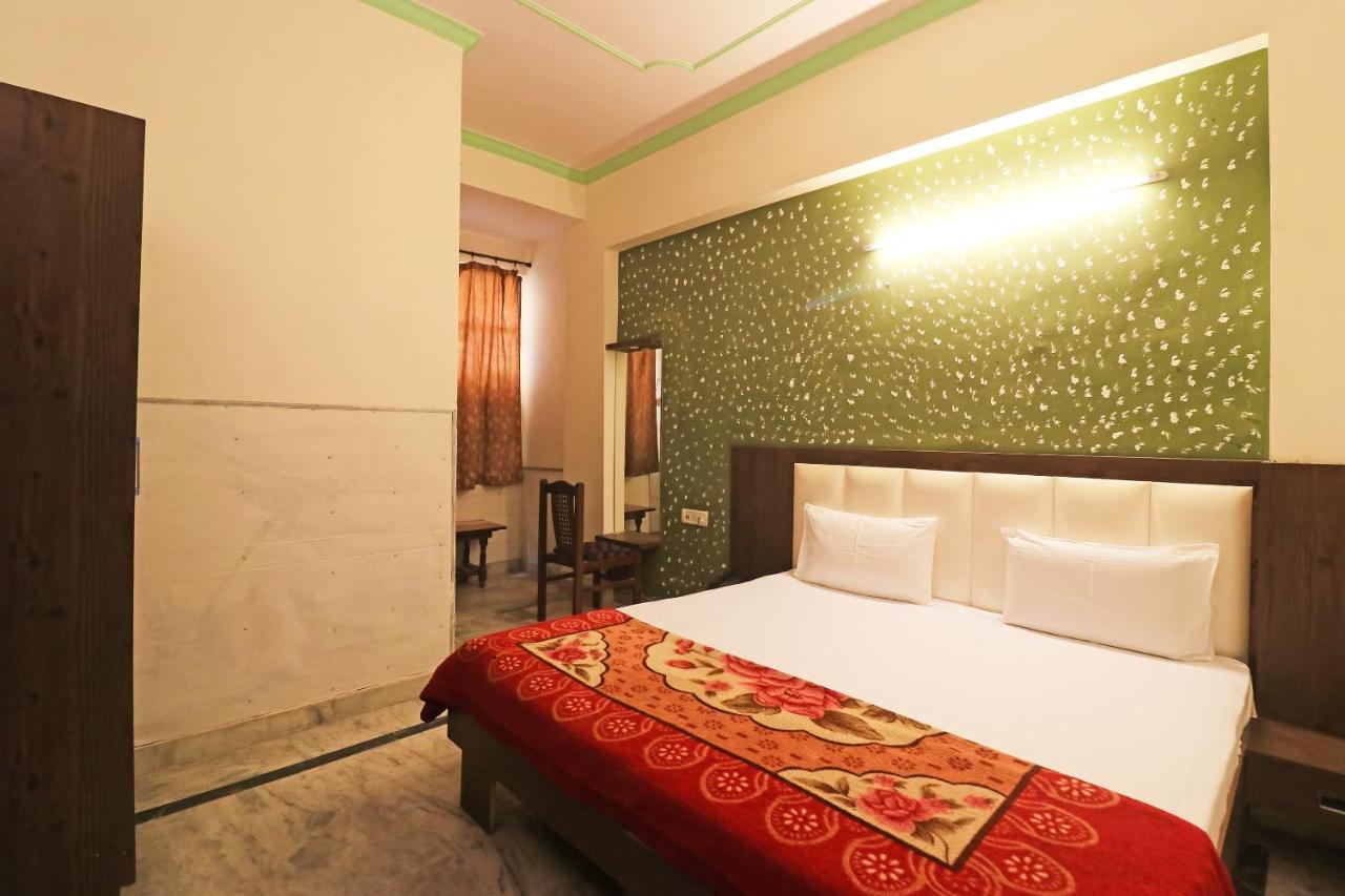 Triple Room with Bathroom
