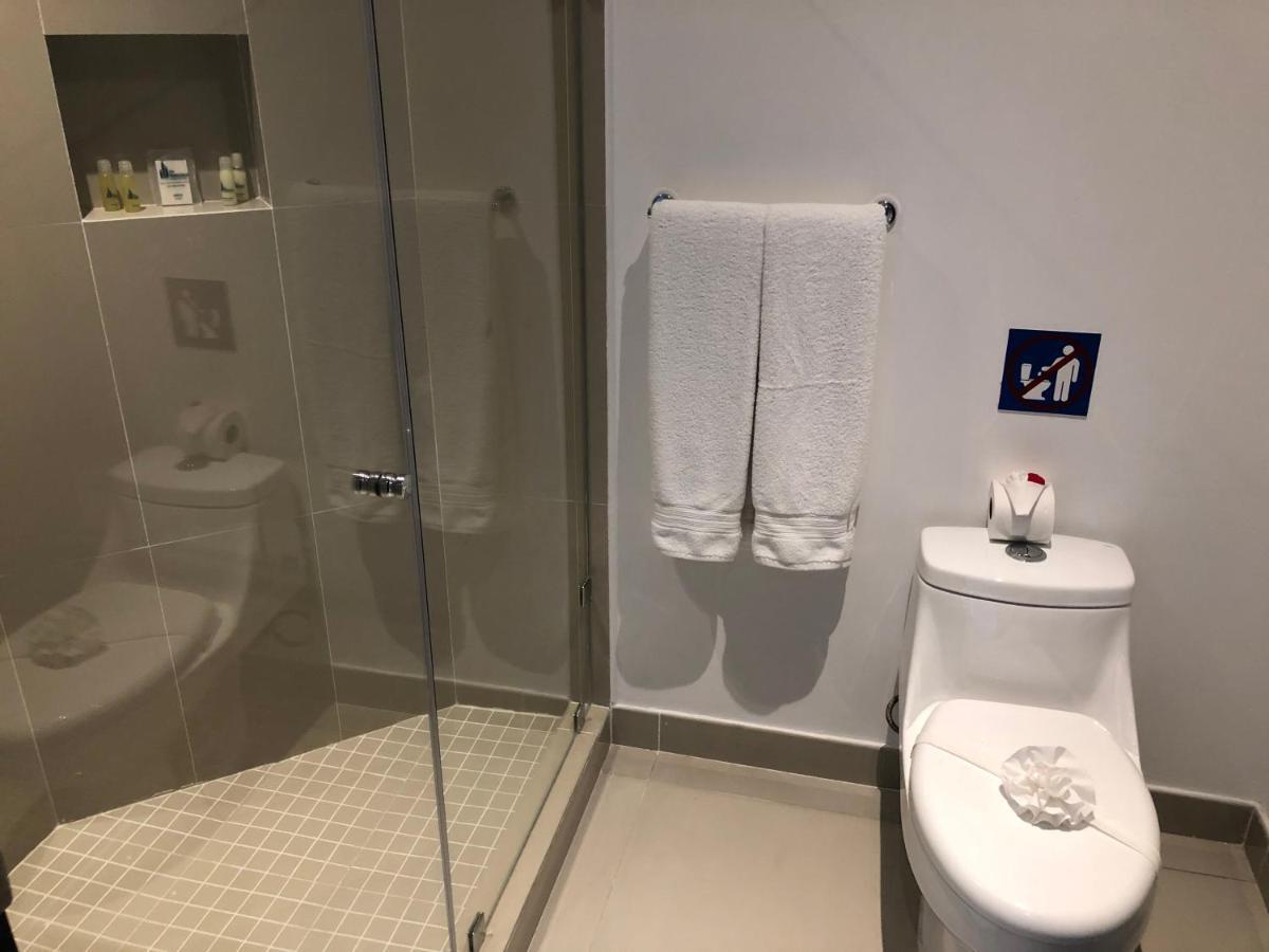 Standard Room,1334035745:JPEG
