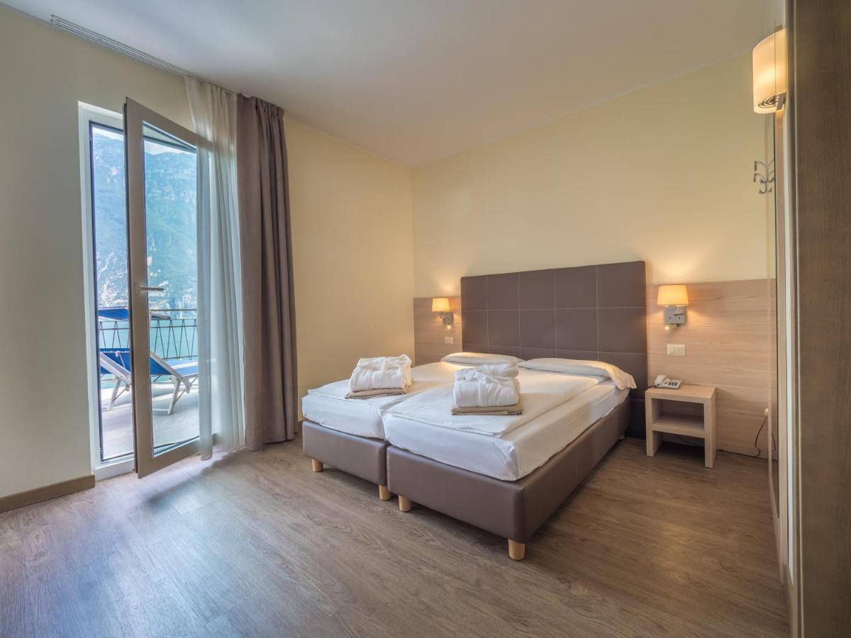 Chambre Lits Jumeaux avec Terrasse - Vue sur Lac