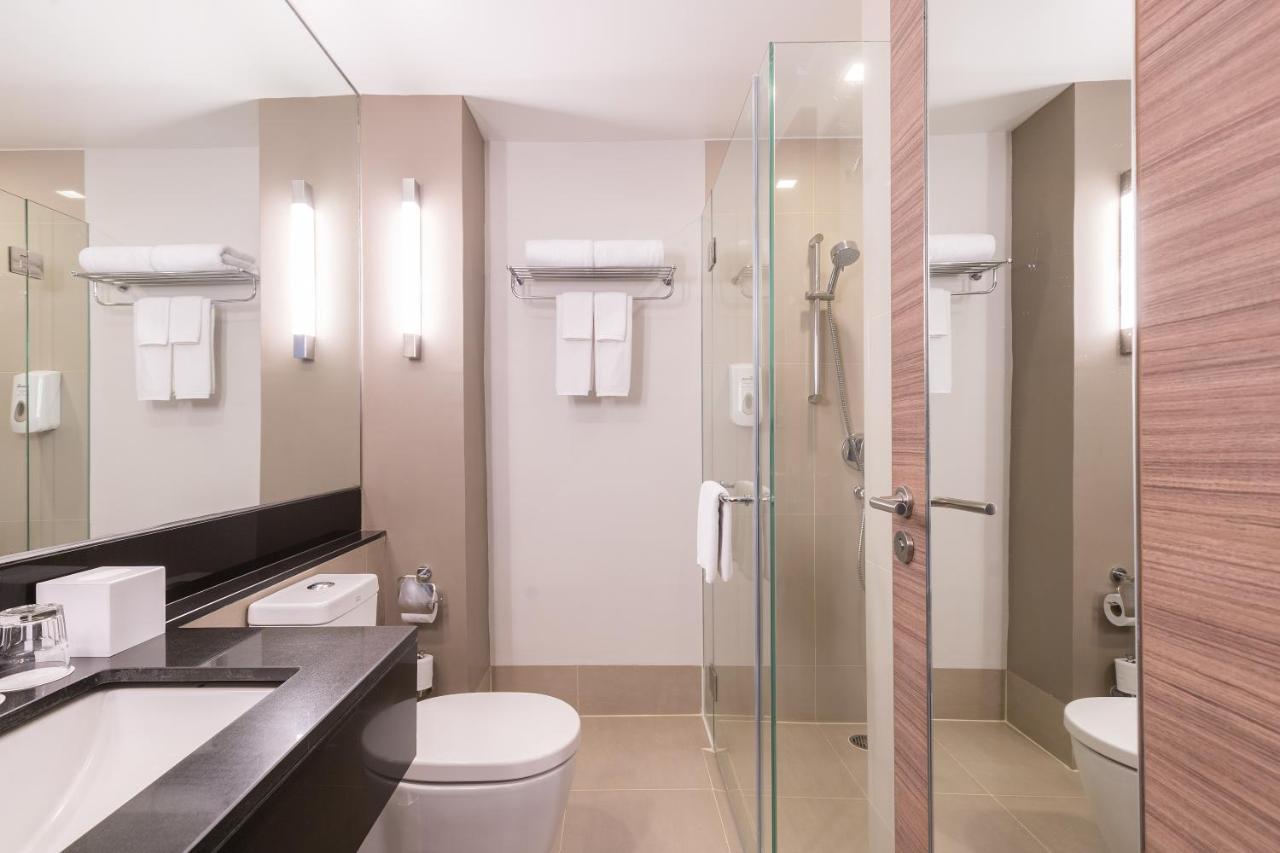 Standard Room,1274295073:JPEG