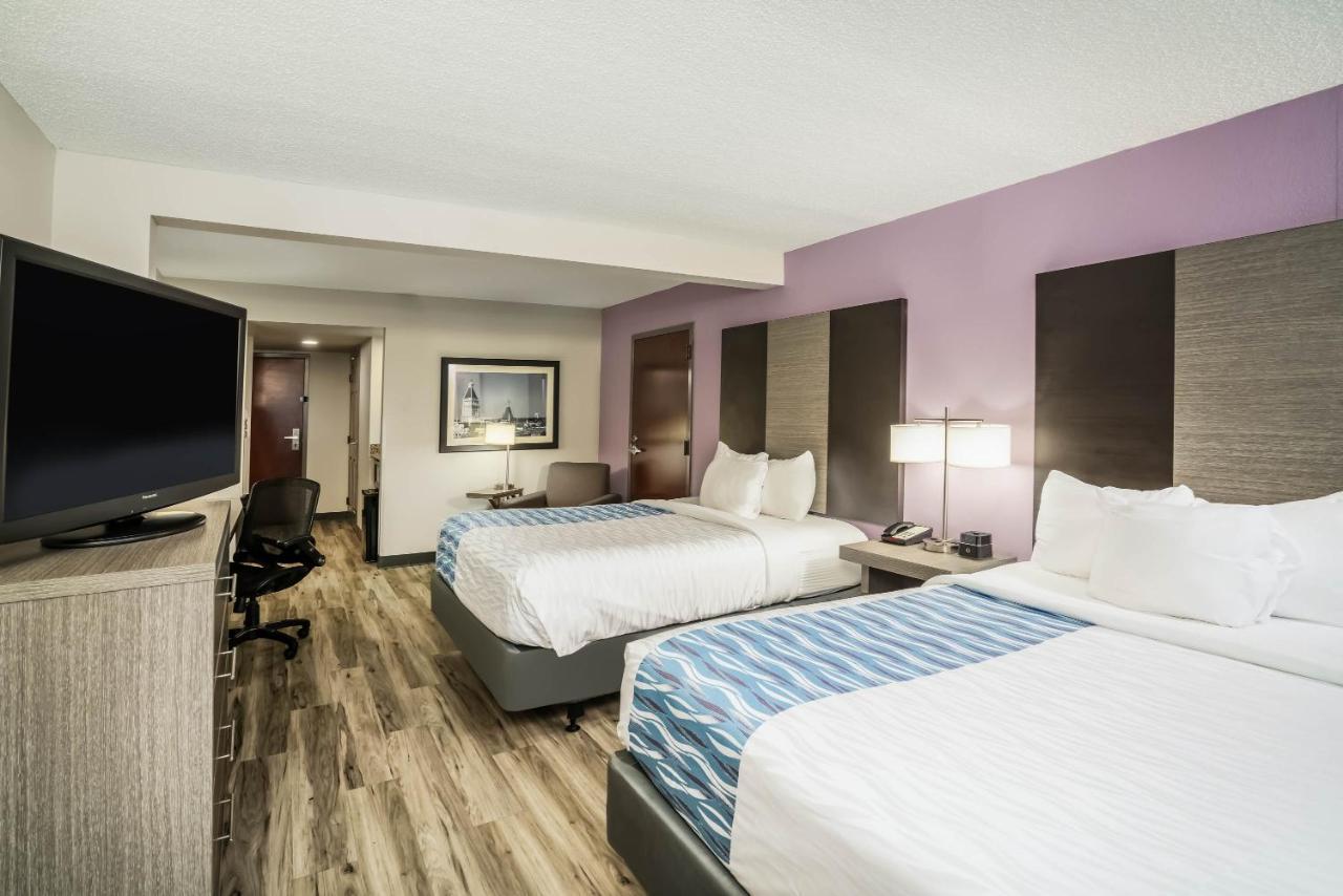 Queen Room with Two Queen Beds - Mobility Access