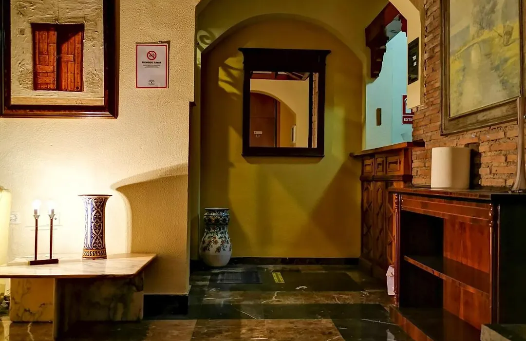 Hotel Almona-1