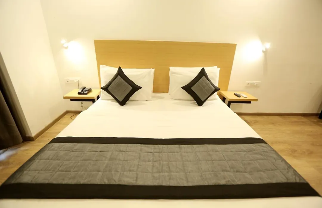 The Roseman Hotel And Suites-1