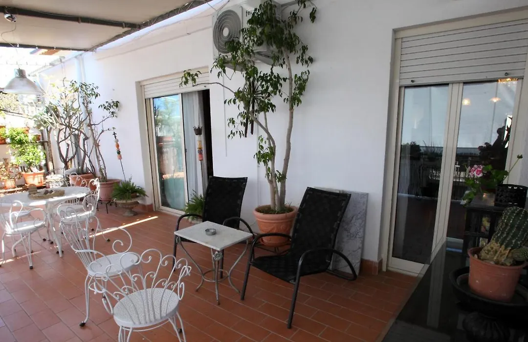 Accardi House Searooms-1