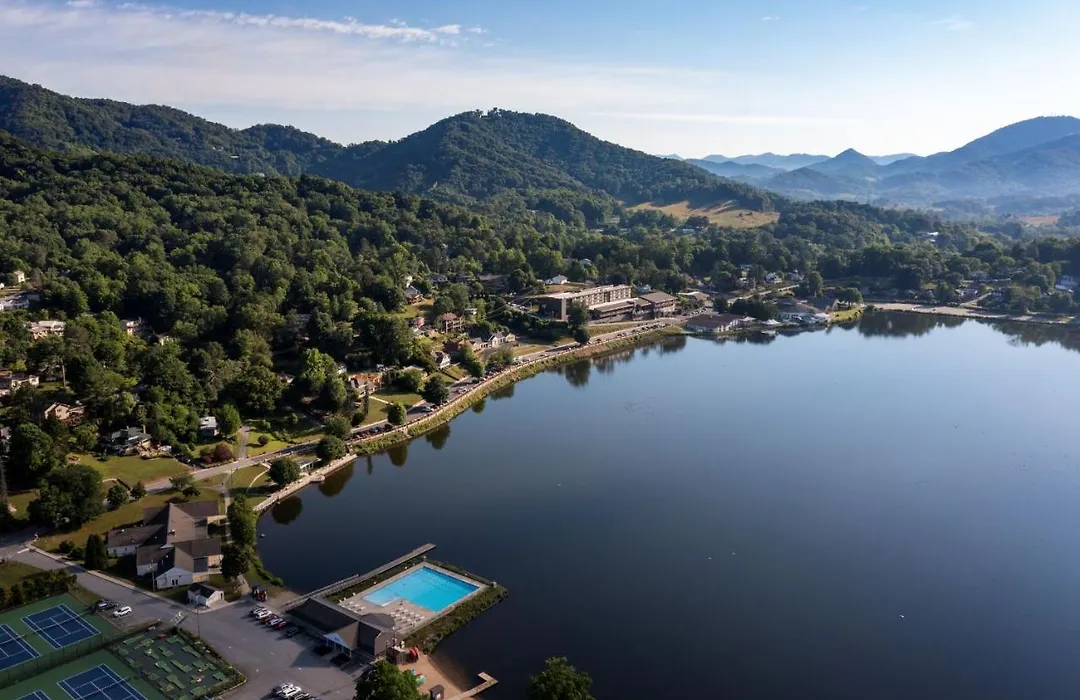 The Terrace Hotel At Lake Junaluska-1