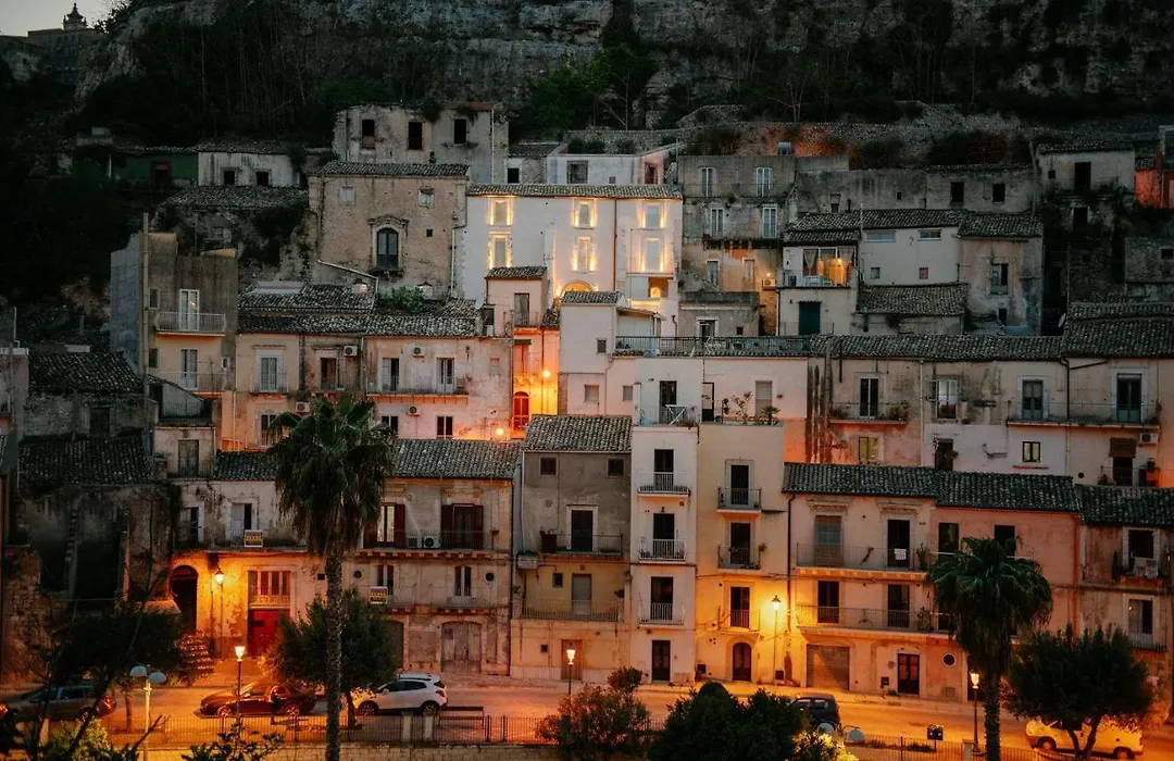 Ibla Rooms-1