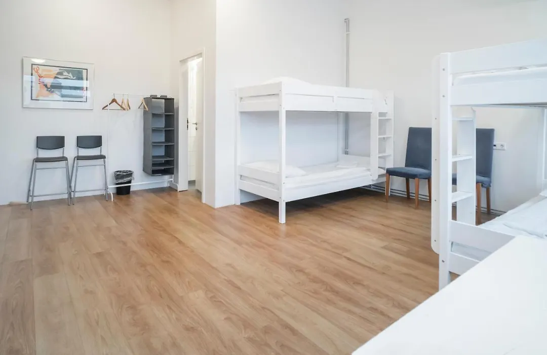 Guesthouse Pavi-1