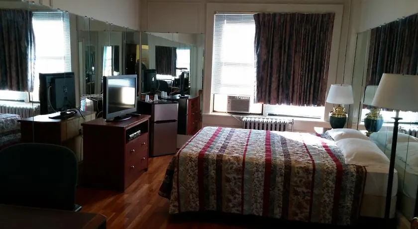 Hotel Riviera-1