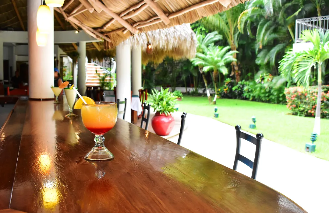 Hotel Casa Iguana Mismaloya-1