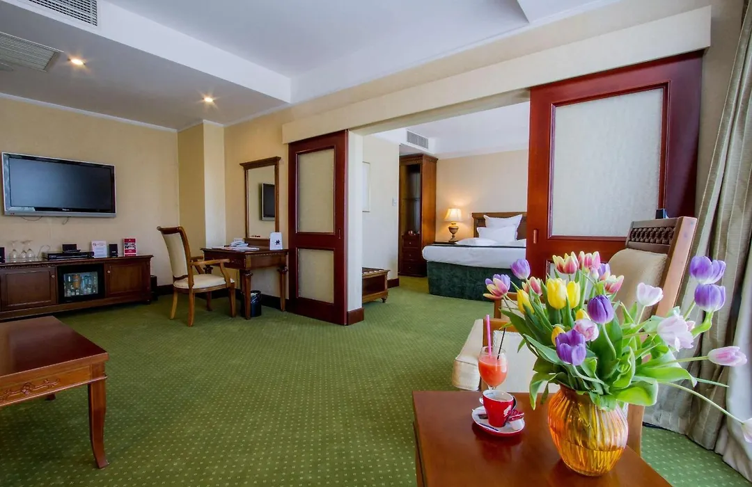 Hotel Hp Tower One Brasov-1