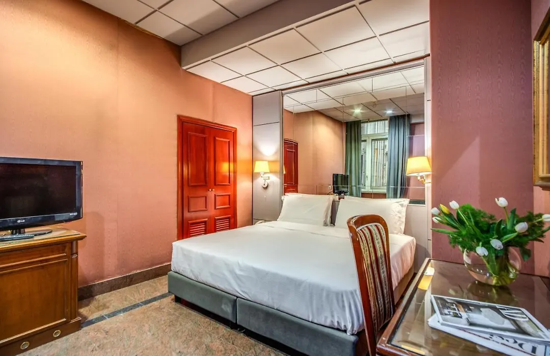 Castro Pretorio 64 Easy Rooms-1
