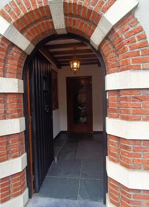 Hidden Gem Centre Of Bruges Free Parking-1
