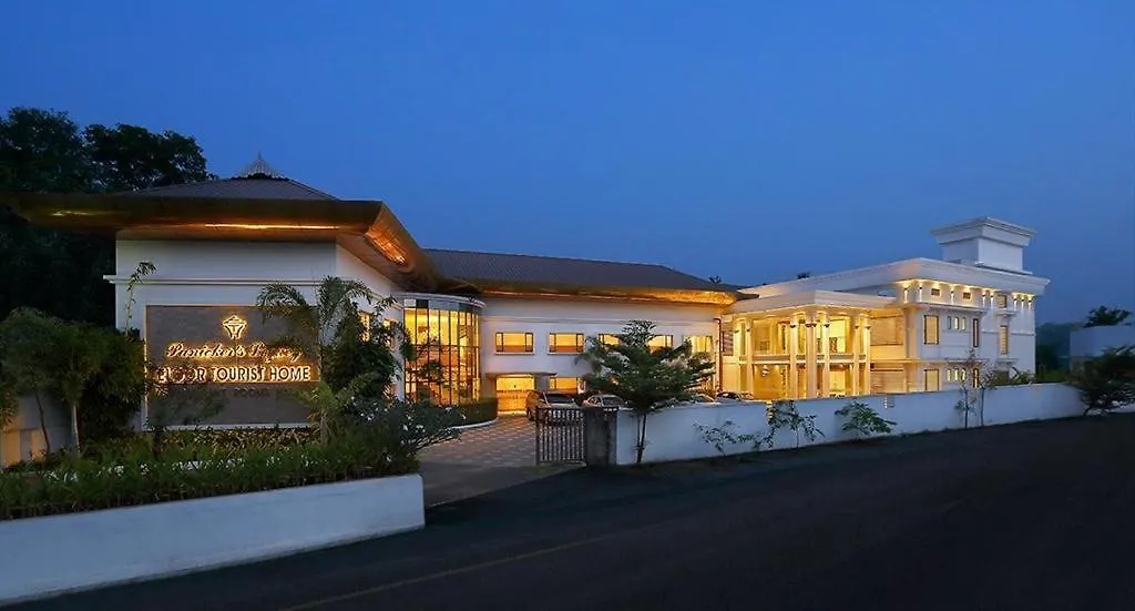 Eloor Tourist Home-1