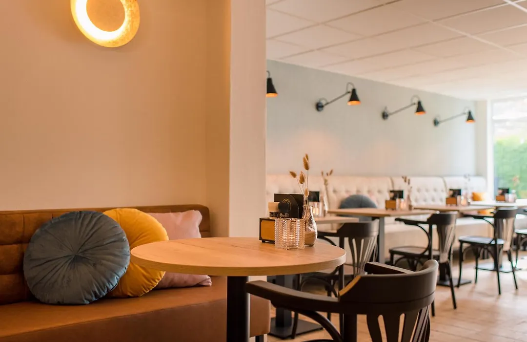 Hotel-Brasserie De Walvisvaarder-1