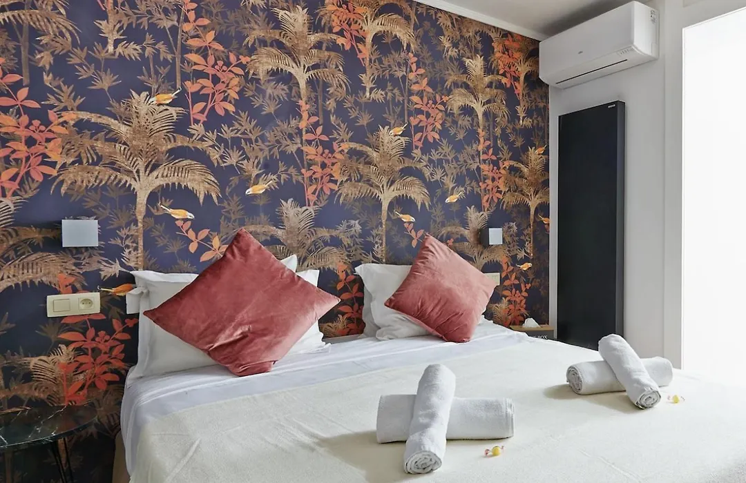 Hotel Les Ecrins-1