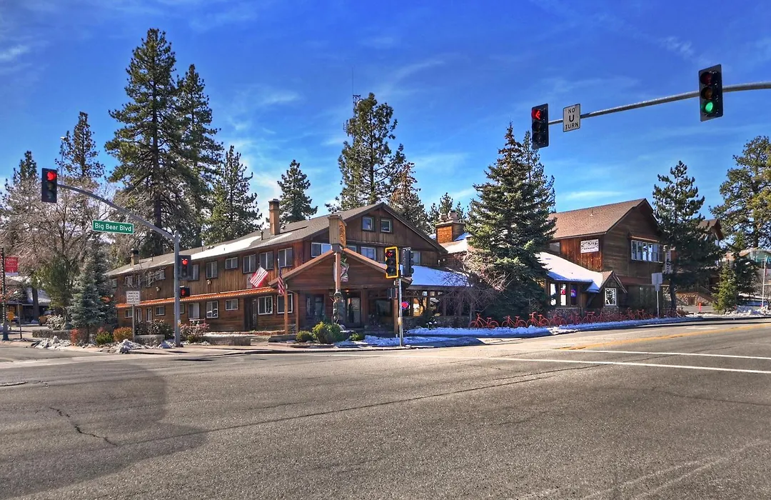 Robinhood Resort-1