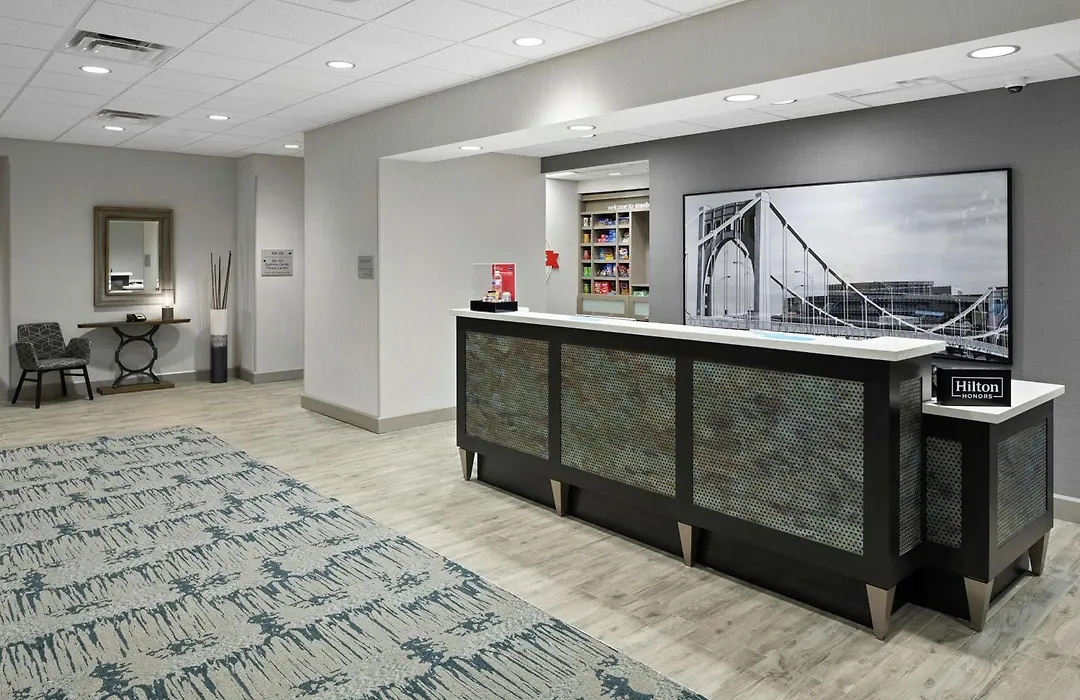 Hampton Inn & Suites Cranberry Township/Mars-1