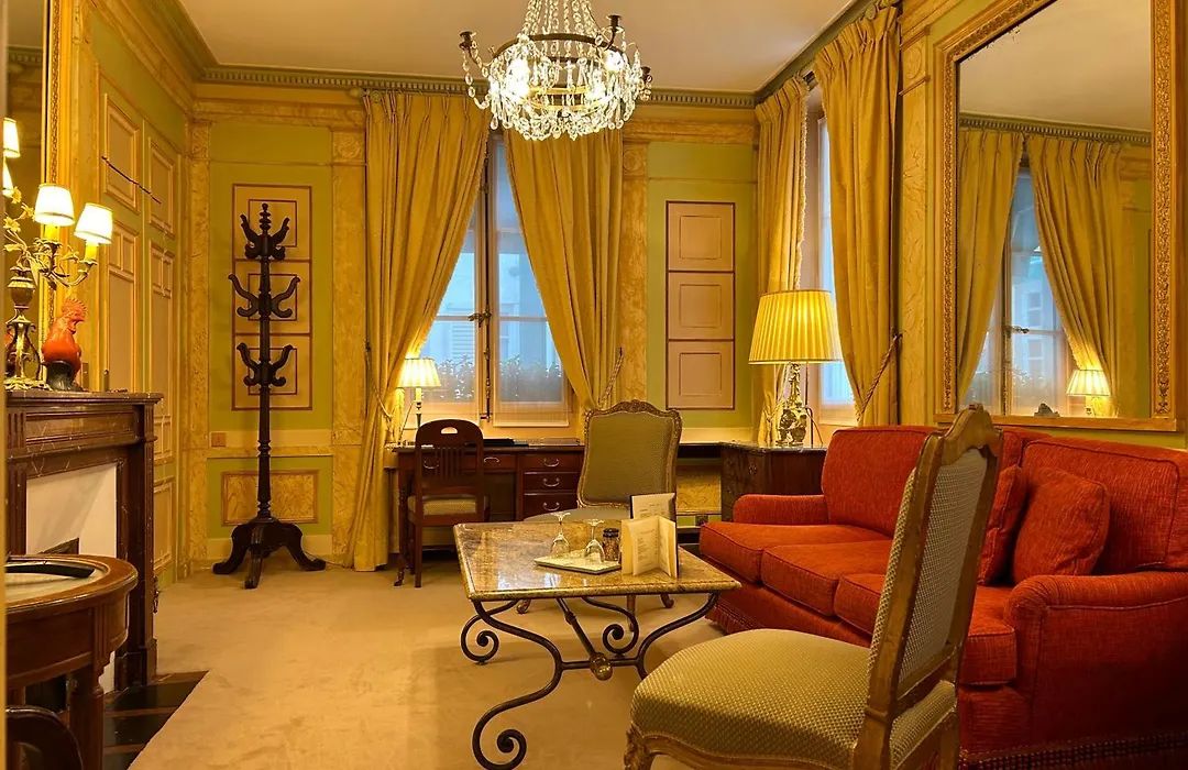 Hôtel Duc De St-Simon-1