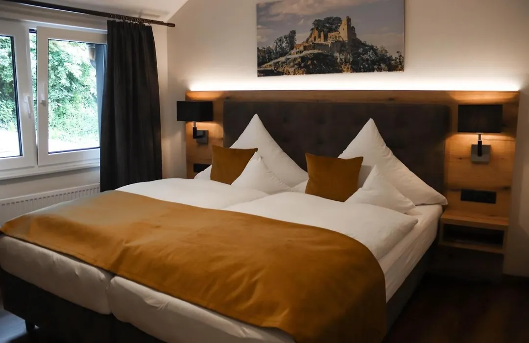 Hotel-Restaurant Zur Traube-1