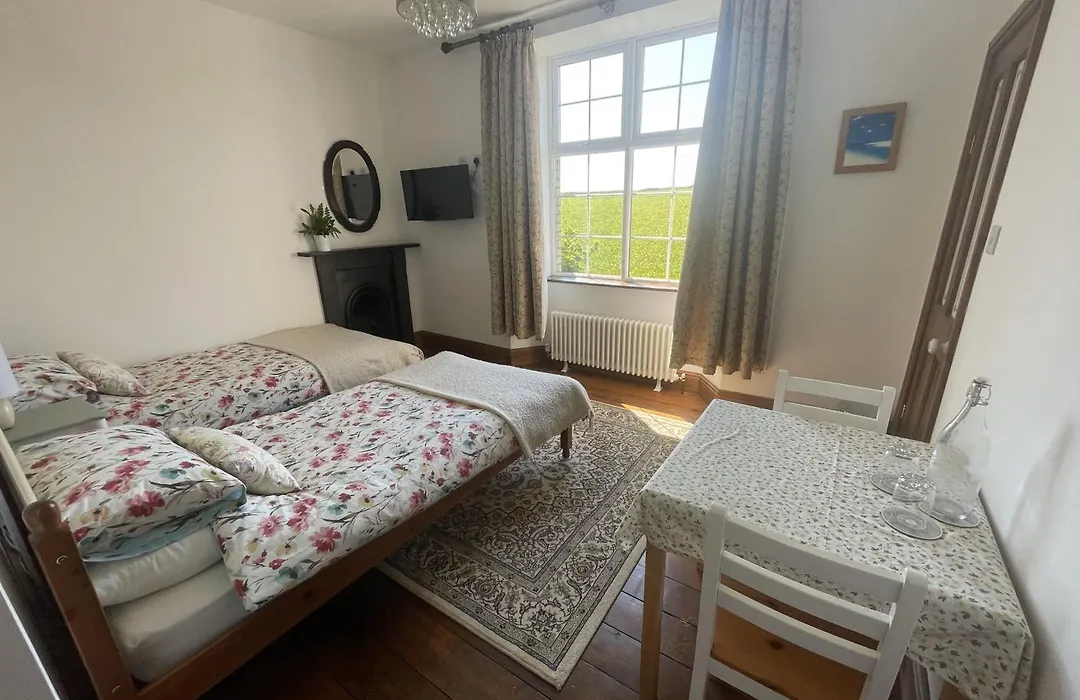Treganoon House, Lanlivery-1