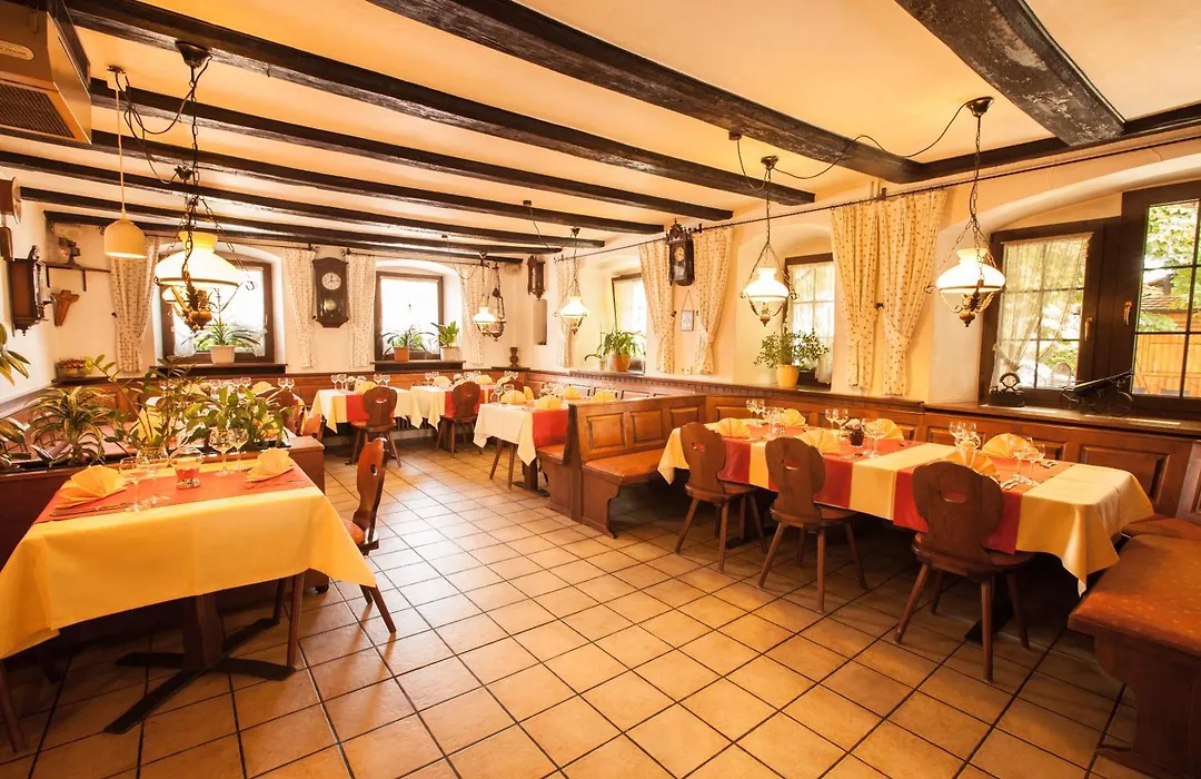 Landgasthaus Hotel Maien-1